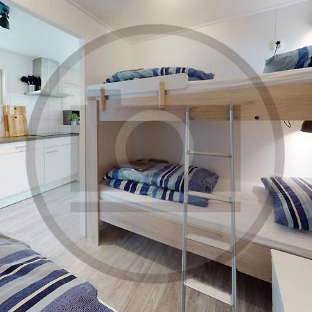 Stunning Ship In Aalsmeer With Kitchen Exteriér fotografie