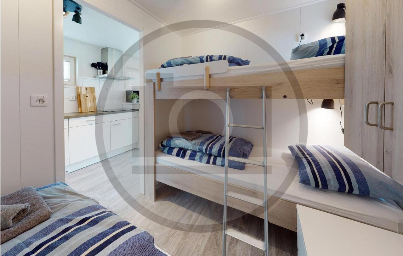 Stunning Ship In Aalsmeer With Kitchen Exteriér fotografie