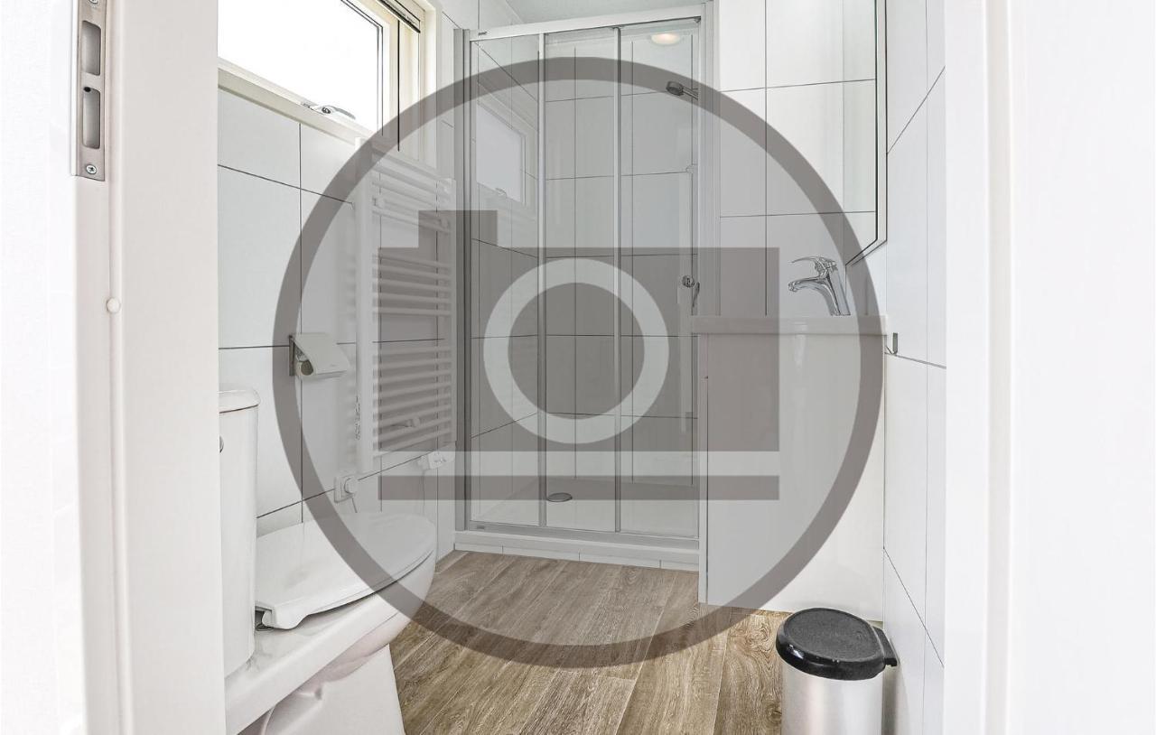 Stunning Ship In Aalsmeer With Kitchen Exteriér fotografie